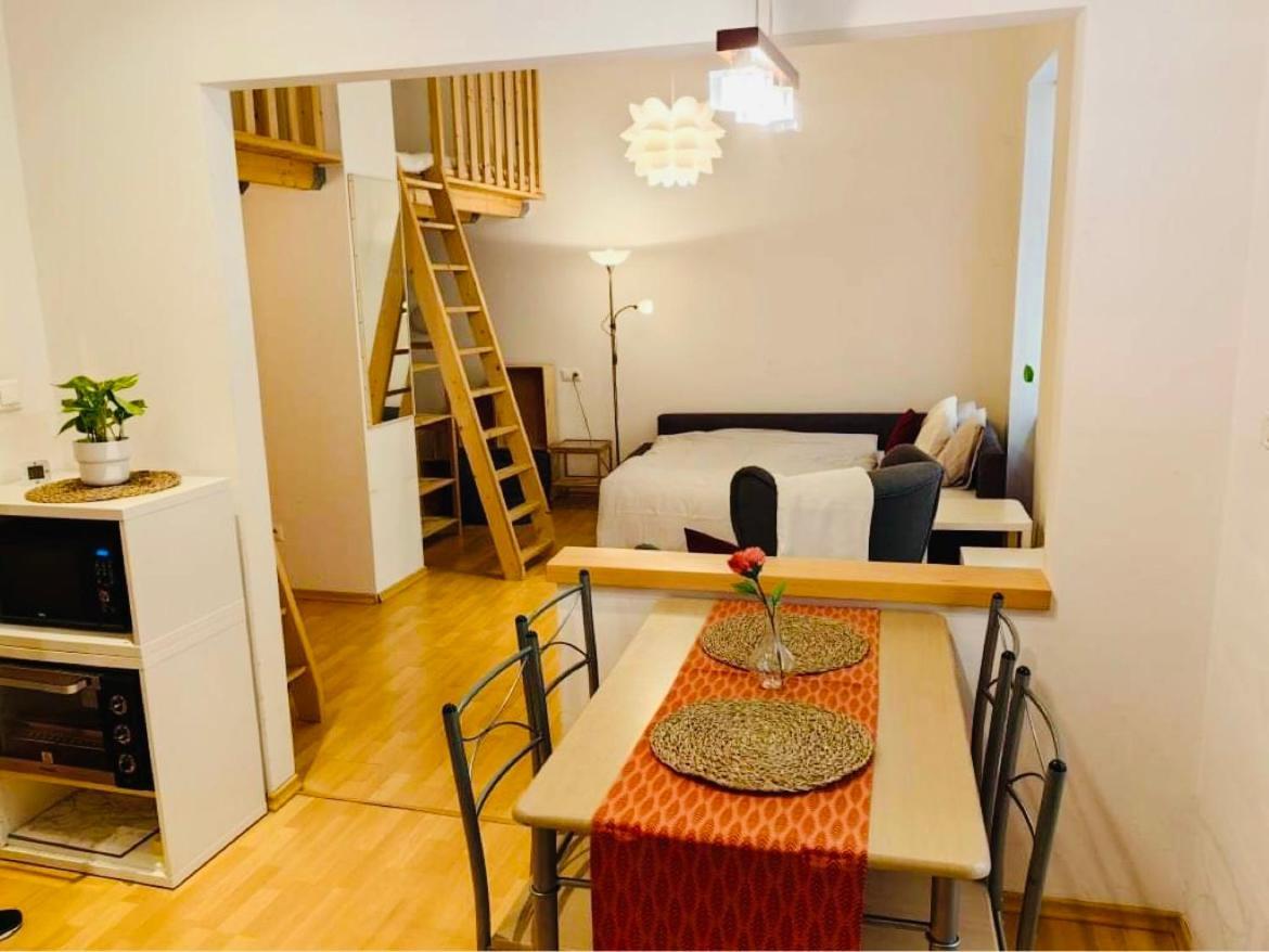 Downtown Apartment Bianca Bratislava Dış mekan fotoğraf